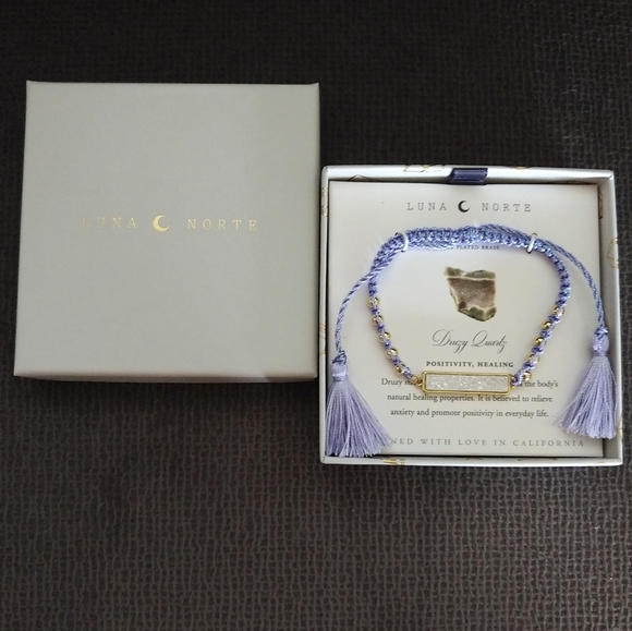 Luna🌙 Norte Lavender💜 Slide Closure Bracelet-NIB - Picture 5 of 11